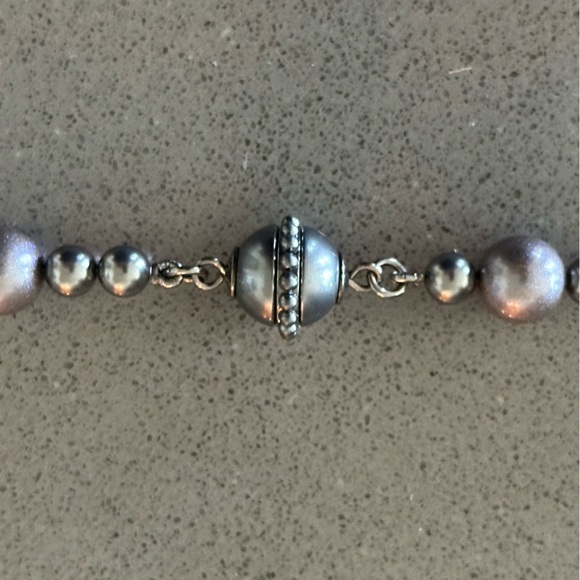 Ultra Rare Chanel Necklace - Picture 4 of 9